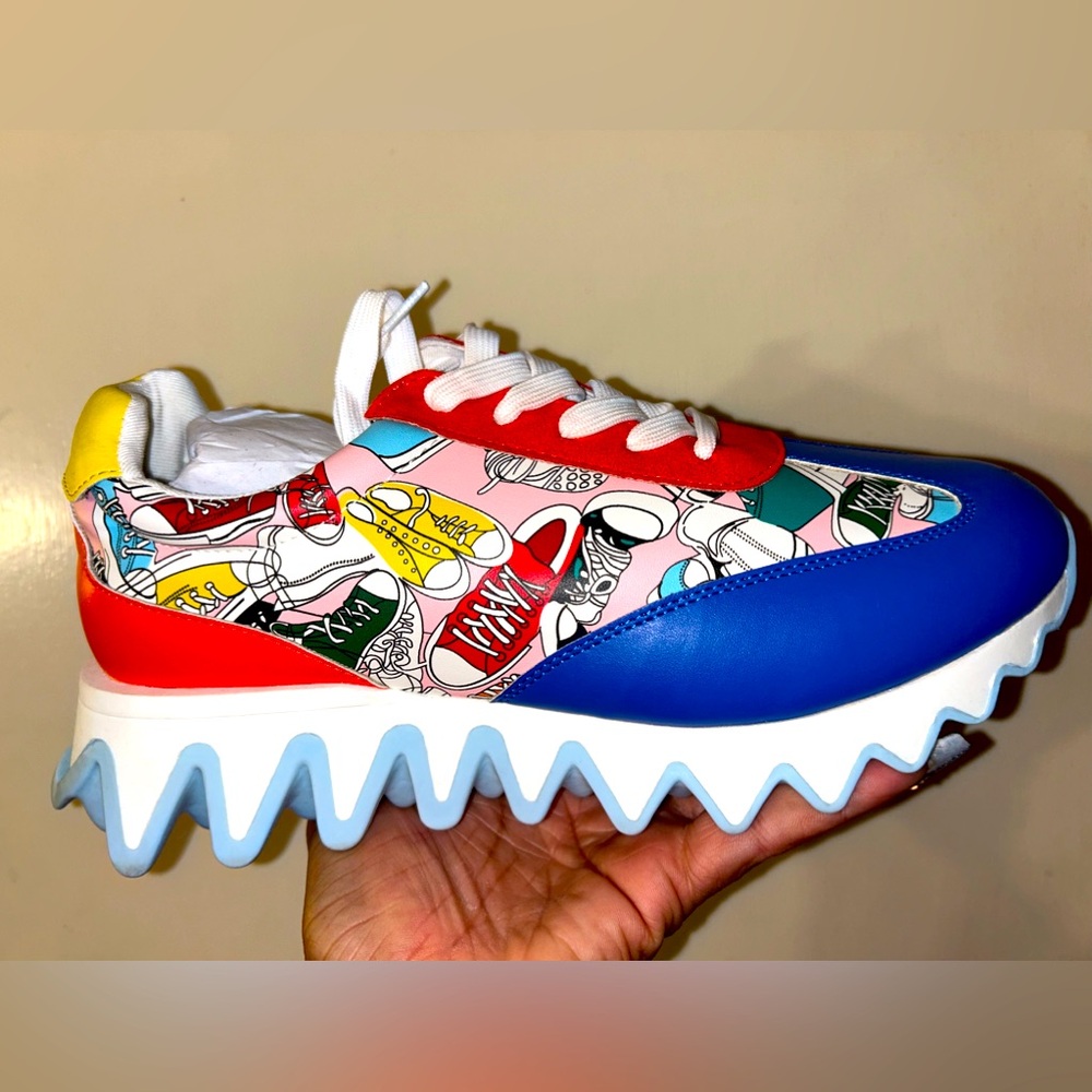 Brand New— Women Sneakers